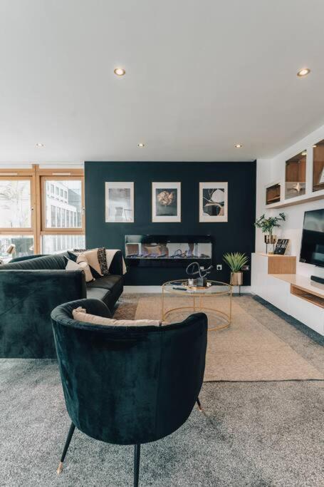 Penthouse Noir - Wyndale Living - Bham 2br Appartamento